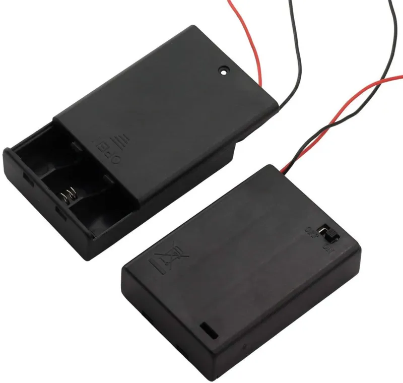 3x AAA batteriholder med tænd/sluk-kontakt (4.5V)